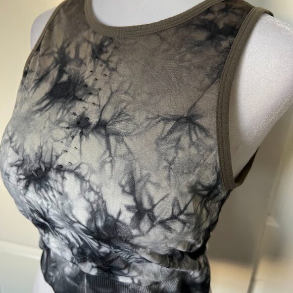 Max Studio Performance Gray Tie Dye Sports Bra Crop Top Size Medium - Picture 4 of 10